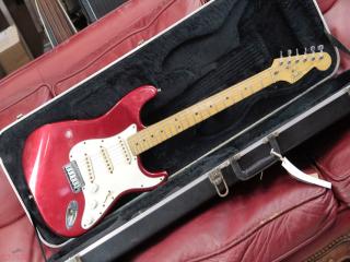 fender stratocaster am std  1991 candy apple red