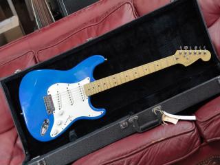 fender stratocaster am std 1995 electric blue