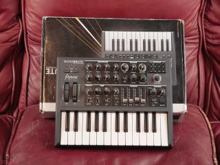 arturia microbrute