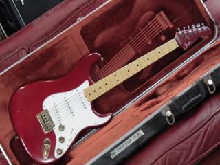 fender the strat 1983 candy apple